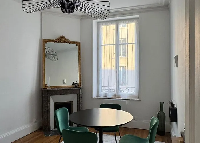 La De La Pepiniere Nancy